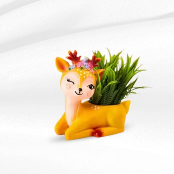 deer wynk resin pot